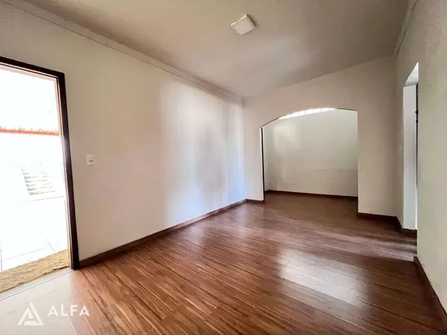 Imagem 11: Casa à venda em Barbacena, Santa Efigênia, com 3 quartos, 401m²