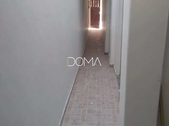 Imagem 6: Prédio comercial no centro da cidade