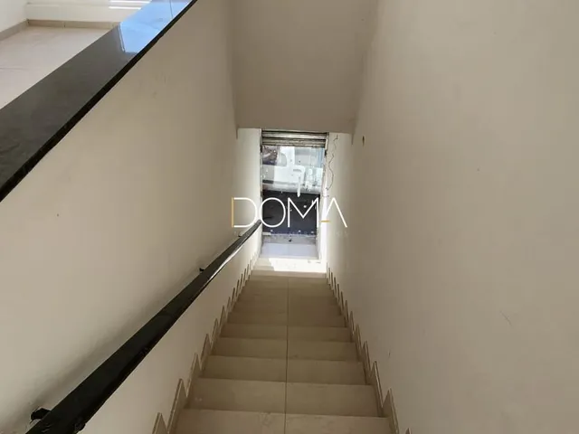 Imagem 15: Prédio comercial no centro da cidade