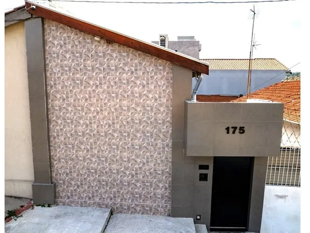 Imagem: A casa possui 2 Dormitórios, 2 Banheiros, 75m² de Área e
