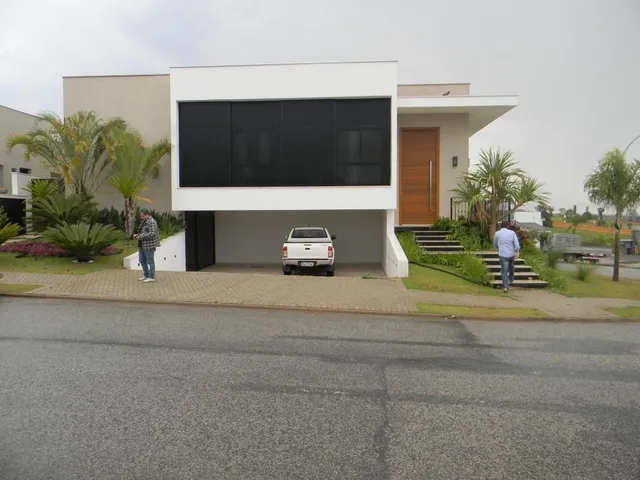 Imagem: Casa com 4 Dormitórios À Venda, 362 M²