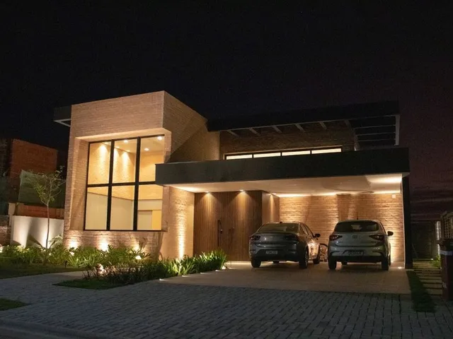 Imagem: Casa com 4 Dormitórios À Venda, 284 M²