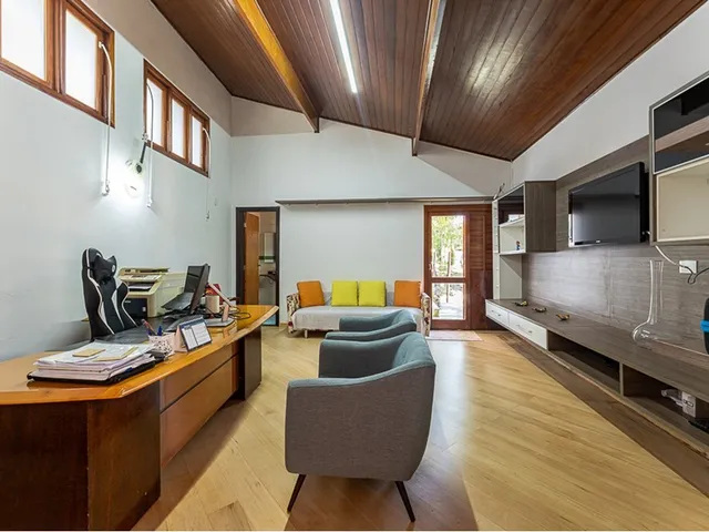 Imagem 10: Casa À Venda em Cotia, Granja Viana, com 6 Quartos, 708M²