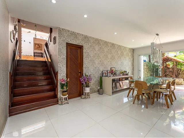 Imagem 3: Granja Viana Casa com 6 dormitórios
