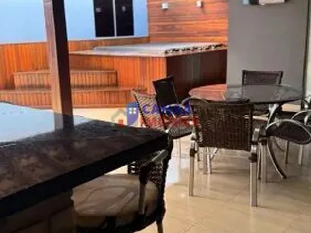 Imagem 3: Casa dos sonhos c/ três quartos, 1 suíte com closet e Jacuzzi 5 lugares bairro granada