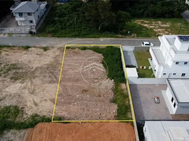 Imagem 4: Terreno na Praia de Fora, Palhoça - 450m² - Escrít/Públic - 300mt do Mar - Igaraty II