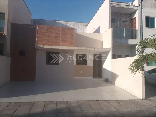 Imagem: A casa em condomínio possui 2 Dormitórios, 1 Suíte, 1