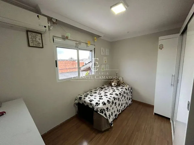 Imagem 3: Sobrado semi mobiliado em Pinhais