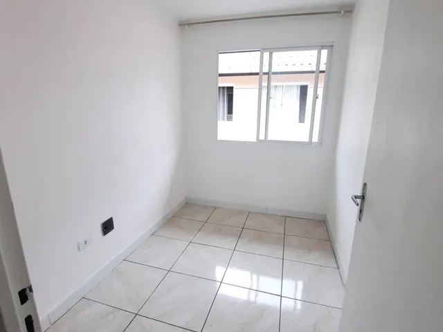 Imagem 2: Apartamento Padrão para Venda em Uberaba Curitiba-PR