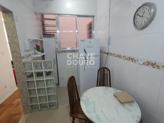 Imagem 13: Apartamento reformado de 2 quartos (sendo 1 Suíte), para venda no Alto em Teresópolis