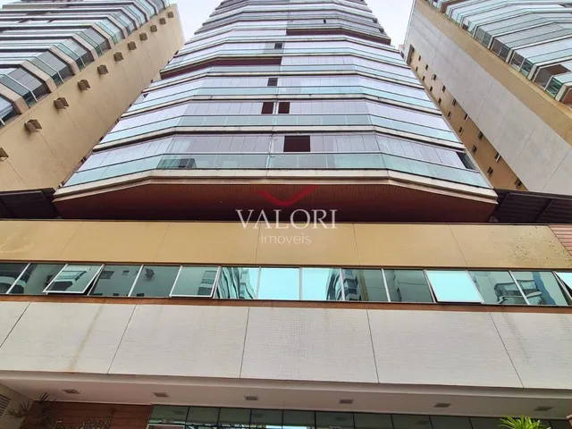 Imagem: Apartamento na Praia de Beverly Hills em