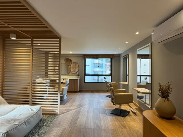 Imagem: O apartamento possui 3 Dormitórios, 3 Suítes, 5