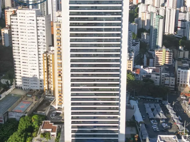 Imagem 9: APARTAMENTO ANDAR ALTÍSSIMO NO MANSÃO BAHIANO DE TÊNIS COM 3 SUÍTES MASTER COM CLOSET