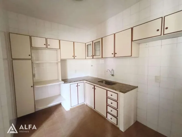 Imagem 16: 3 Quartos com Planejados e Suíte: Apartamento em Localização Privilegiada