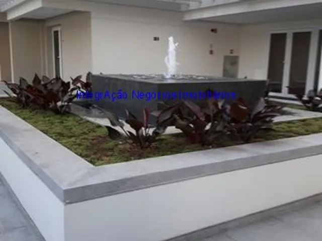 Imagem 11: Condomínio com área de lazer completa com sauna, salão gourmet, piscina com raia