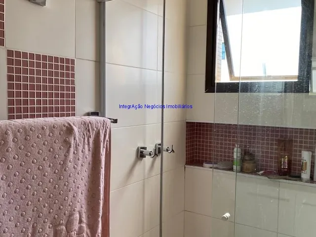 Imagem 11: Apartamento 276m², 04 dormitórios (sendo suítes), 05 banheiros e 03 vagas na garagem