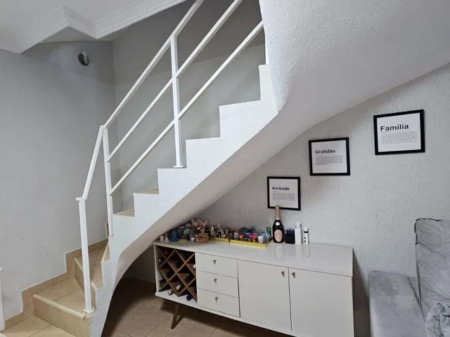 Imagem: Casa Tríplex no Horto do Ipê - 3 Dorms