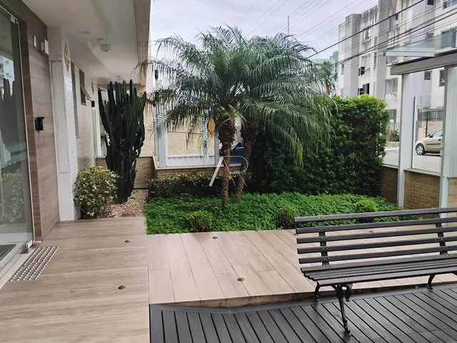 Imagem: O apartamento possui 2 Dormitórios, 1 Suíte, 1 Banheiro,