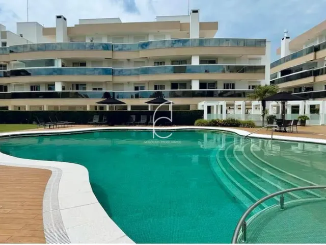 Imagem 2: Apartamento à venda, próximo a praia de Jurerê, mobiliado!
