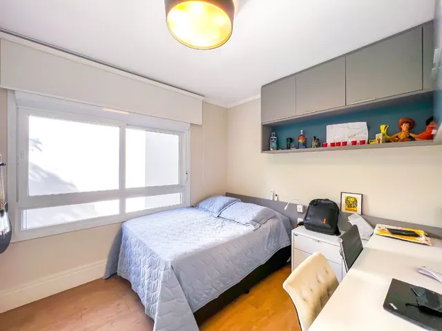 Imagem 15: Apartamento À Venda em Porto Alegre, Petrópolis, com 3 Quartos, 170,59M²
