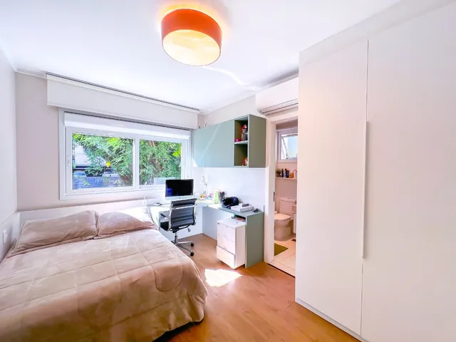 Imagem 12: Apartamento À Venda em Porto Alegre, Petrópolis, com 3 Quartos, 170,59M²