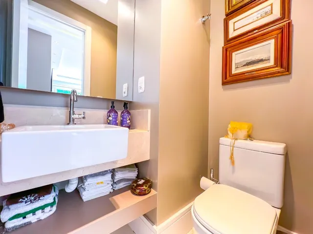 Imagem 11: Apartamento À Venda em Porto Alegre, Petrópolis, com 3 Quartos, 170,59M²