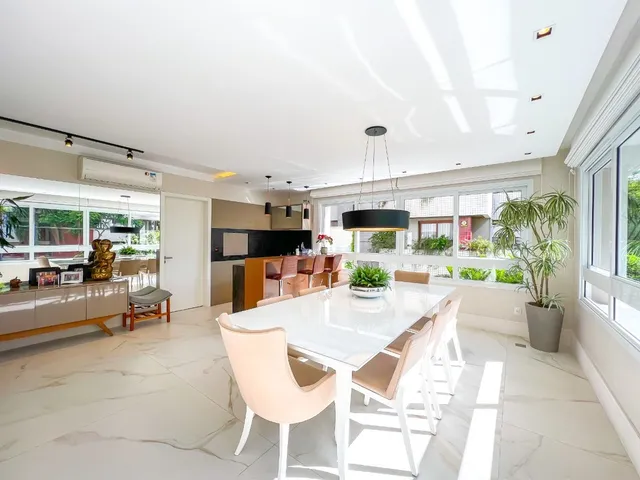 Imagem 5: Apartamento À Venda em Porto Alegre, Petrópolis, com 3 Quartos, 170,59M²