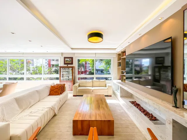 Imagem 3: Apartamento À Venda em Porto Alegre, Petrópolis, com 3 Quartos, 170,59M²