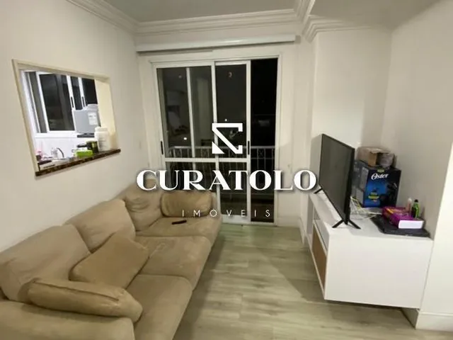 Imagem: O apartamento possui 2 Dormitórios, 1 Suíte, 2 Banheiros,