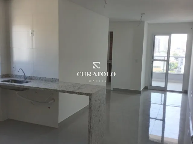 Imagem: O apartamento possui 2 Dormitórios, 1 Suíte, 2 Banheiros