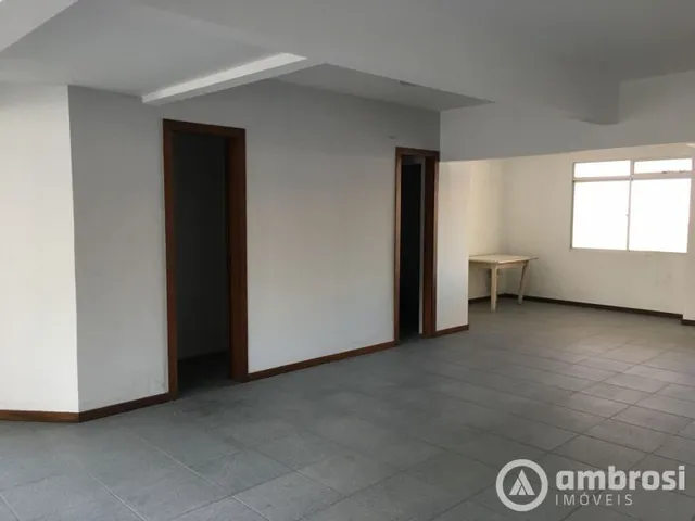 Imagem 3: Apto Semi Mobiliado - 01 Suite + 02 Qtos - Centro