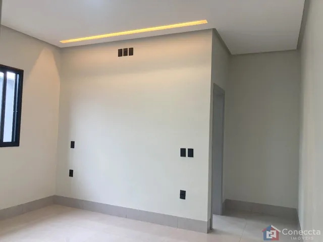Imagem 12: Casa Moderna à Venda com 3 Quartos (1 Suíte) e Área Gourmet – 300m² no Bairro