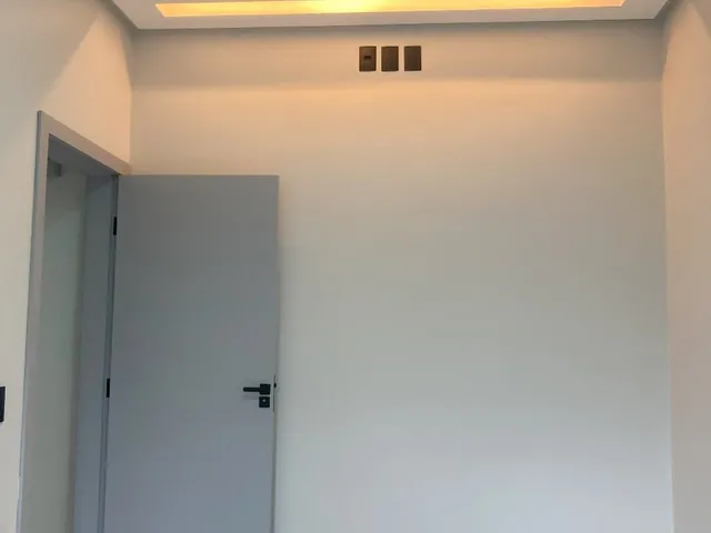 Imagem 14: Casa Moderna à Venda com 3 Quartos (1 Suíte) e Área Gourmet – 300m² no Bairro