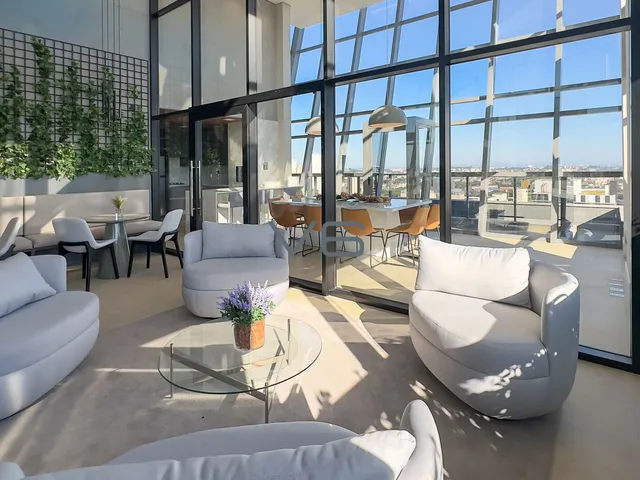 Imagem 3: Apartamento Padrão com 2 quartos, 72 m² privativos, no Centro, Curitiba - PR