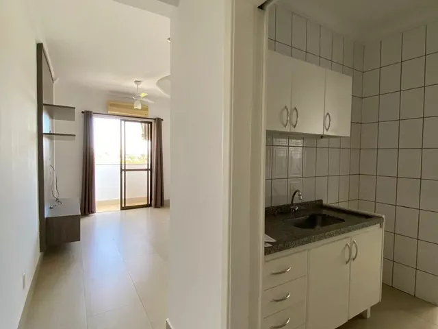 Imagem 11: Apartamento à Venda com 2 Quartos, sendo 1 suíte no Bairro Centro Politico