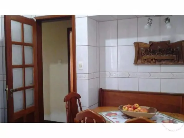 Imagem 4: Amplo Apartamento em Localização Privilegiada: 3 Quartos, 2 Suítes e Infraestrutura