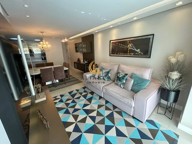Imagem: O apartamento possui 3 Dormitórios, 1 Suíte, 1 Banheiro,
