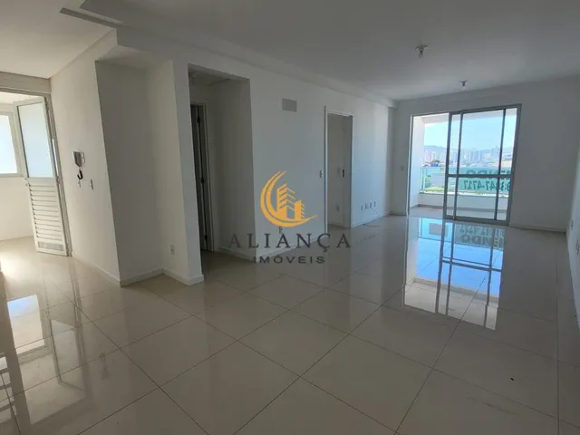 Imagem: O apartamento possui 3 Dormitórios, 1 Suíte, 1 Banheiro,