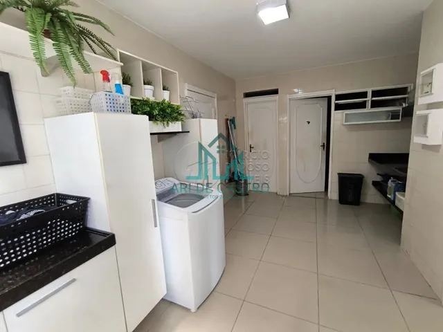 Imagem 15: Apartamento com 4 Quartos com 251M² na Primeira Quadra da Praia de Ponta Verde - Maceió