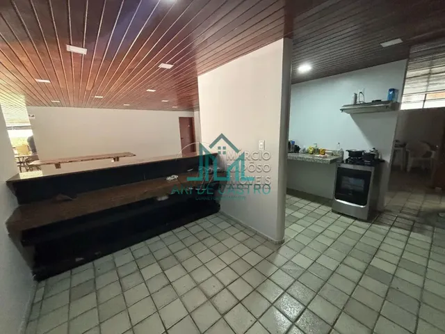 Imagem 12: Apartamento com 4 Quartos com 251M² na Primeira Quadra da Praia de Ponta Verde - Maceió
