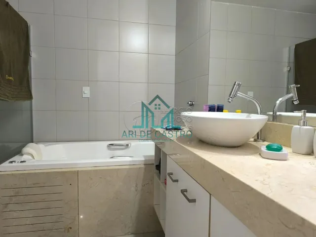 Imagem 9: Apartamento Nascente com 155,49m² com 4 Quartos na Segunda Quadra da Praia da Ponta