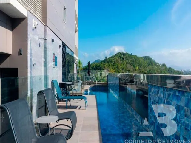 Imagem 10: Apartamento de Luxo para Locação no Centro de Balneário Camboriú-SC: 4 Quartos, 4