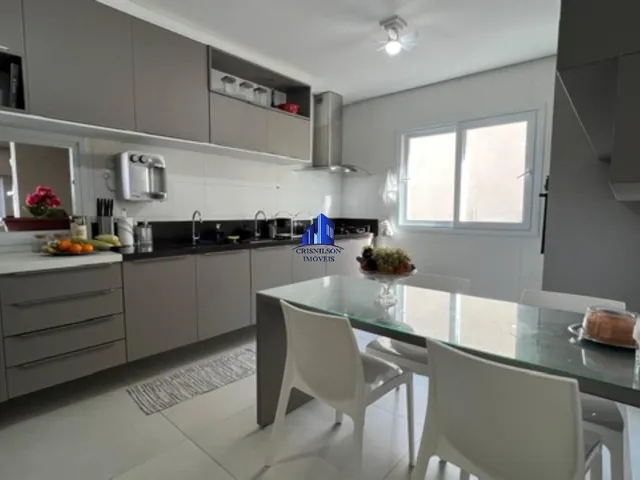 Imagem 8: CASA À VENDA EM ALPHAVILLE II SALVADOR, R$ 4.800.000,00, DECORADA, 5 SUÍTES, PISCINA