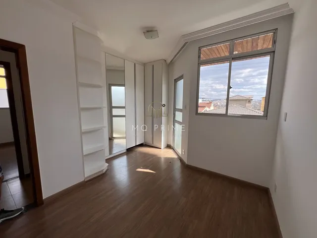 Imagem 4: Área Privativa com 4 Quartos e 125 M² em Excelente Localização!