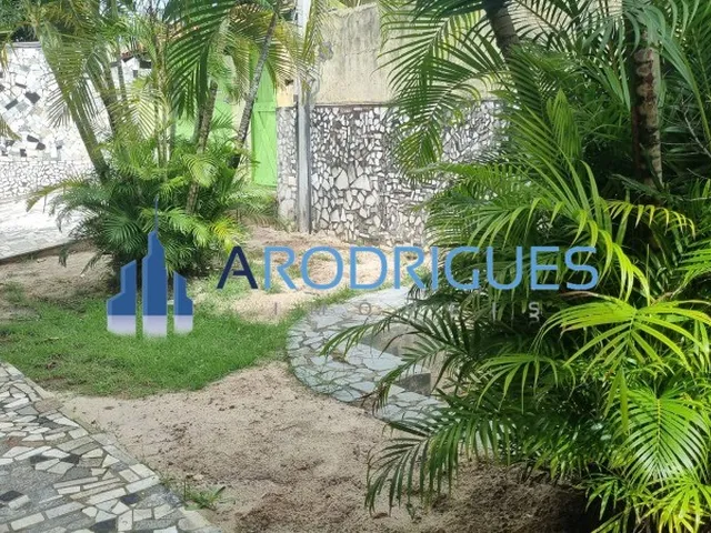 Imagem 12: Imperdível! Casa Para Venda em Lauro de Freitas - 9 Quartos, 2 Suites, 3 Salas, 4