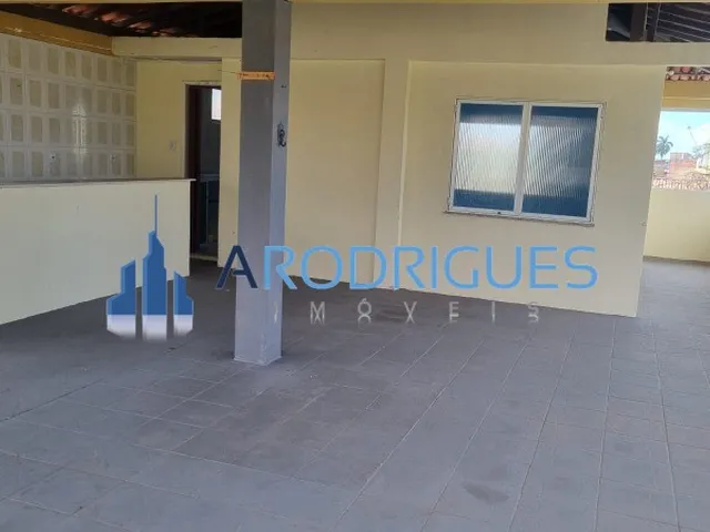 Imagem 4: Imperdível! Casa Para Venda em Lauro de Freitas - 9 Quartos, 2 Suites, 3 Salas, 4
