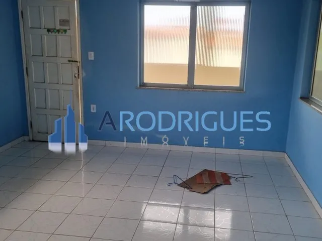 Imagem 11: Imperdível! Casa Para Venda em Lauro de Freitas - 9 Quartos, 2 Suites, 3 Salas, 4