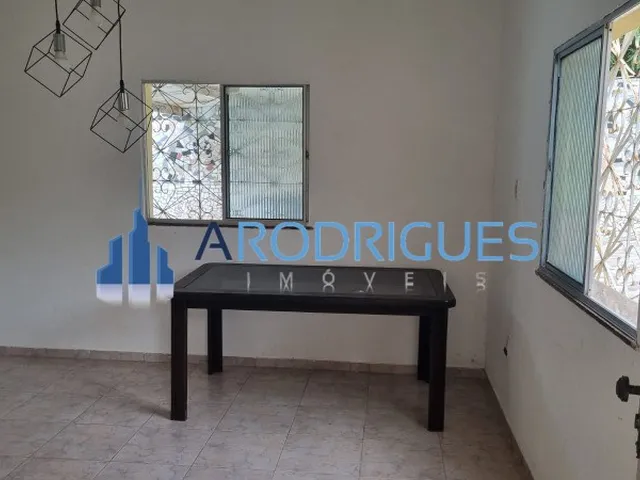 Imagem 8: Imperdível! Casa Para Venda em Lauro de Freitas - 9 Quartos, 2 Suites, 3 Salas, 4