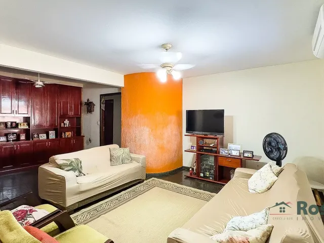 Imagem 2: Casa Térrea Comercial/Residencial, Energia Solar, 4 Quartos, Localização Nobre