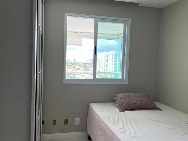 Imagem 2: Apartamento Padrão na orla de Pituaçu, proximo ao Parque, vista mar, 2 dormitórios